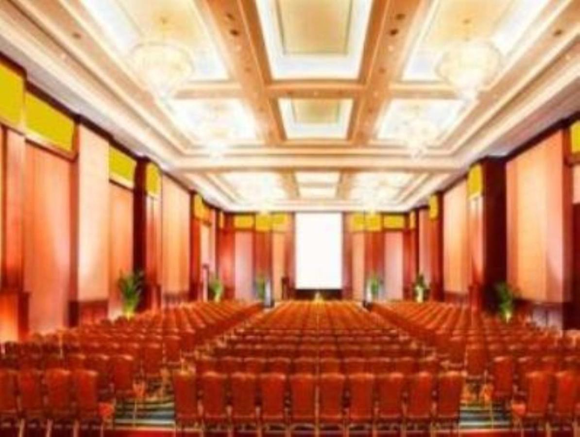The Sulthan Darussalam Medan Exterior foto